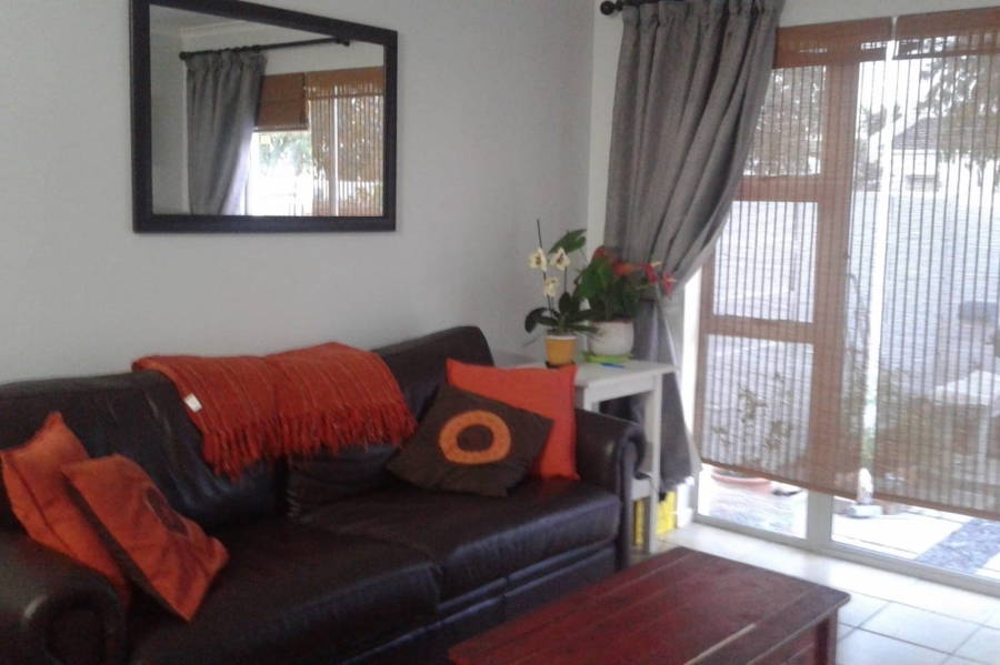 2 Bedroom Property for Sale in Marina Da Gama Western Cape